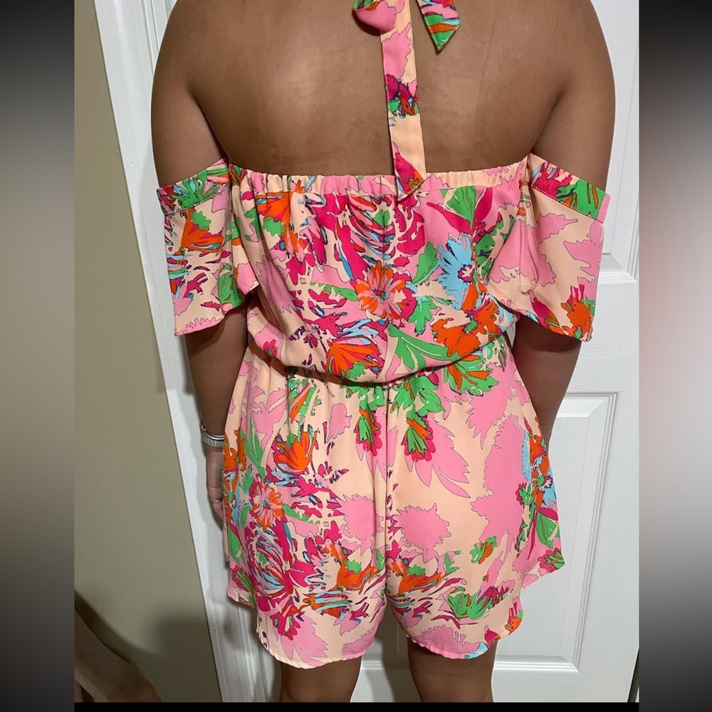 GB at Dillard’s tropical print romper Size S